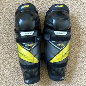 Youth Bauer ultra sonic 10” hockey shin pads